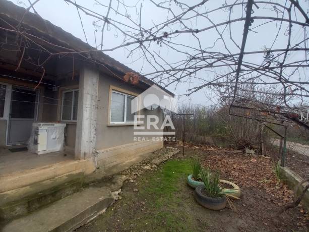 Къща за продажба в с. Дуранкулак, област Добрич
