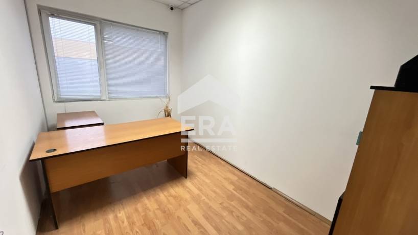 Бизнес имот за продажба в кв. Промишлена зона Север, Добрич