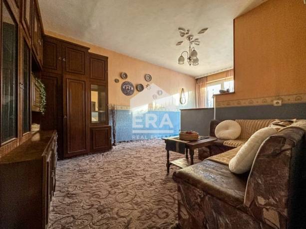 Двустаен апартамент за продажба в кв. Слатина, София