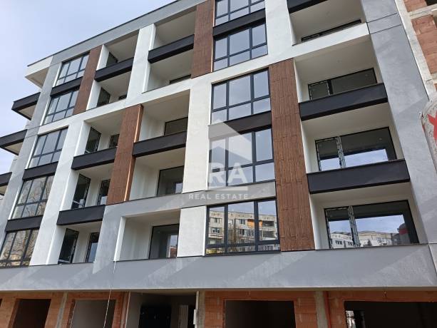 Двустаен апартамент за продажба в кв. Люлин 5, София