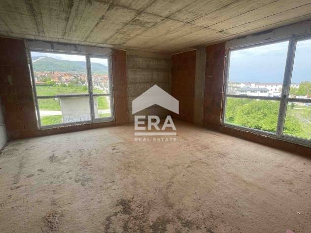САМО В ERA! Тристаен апартамент с панорамна гледка - с. Белащица