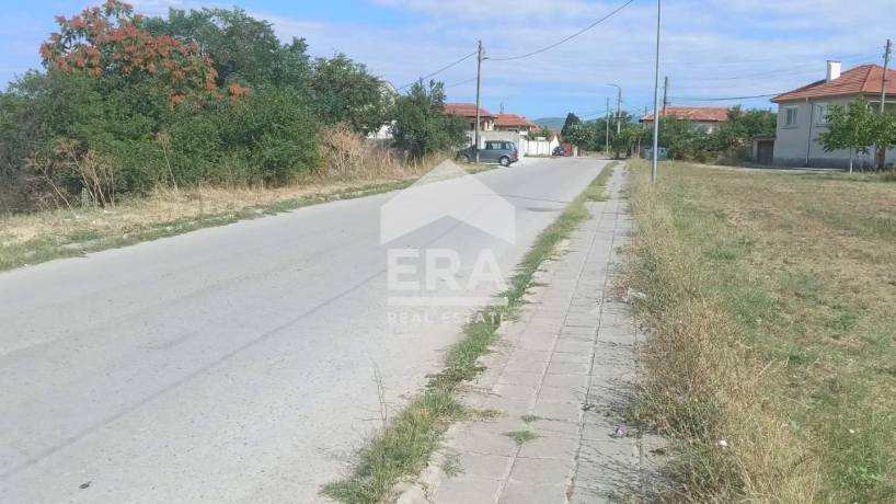 Парцел за продажба в гр. Брезово, област Пловдив