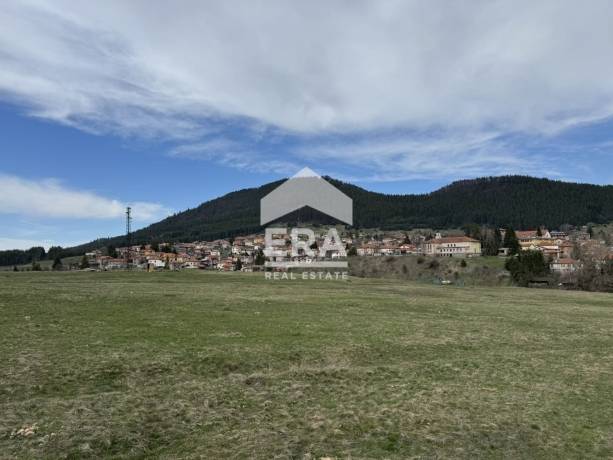 САМО В ЕRA! Луксозна двуетажна къща в сърцето на Родопите