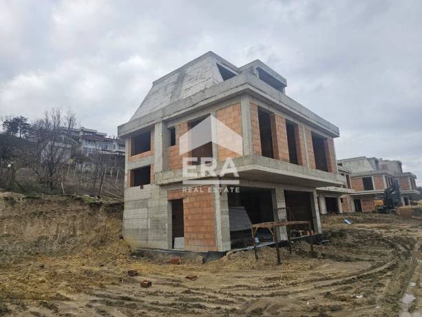 ЕРА Вива продава модерна еднофамилна къща в м-ст Манастирски рид, гр. Варна