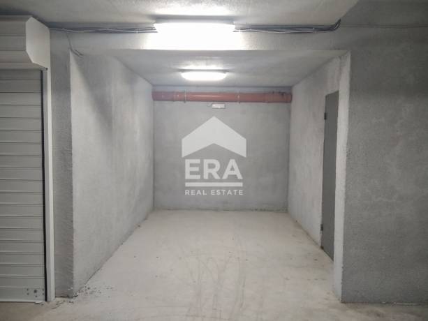 Бизнес имот за продажба в кв. Базар Левски, Варна