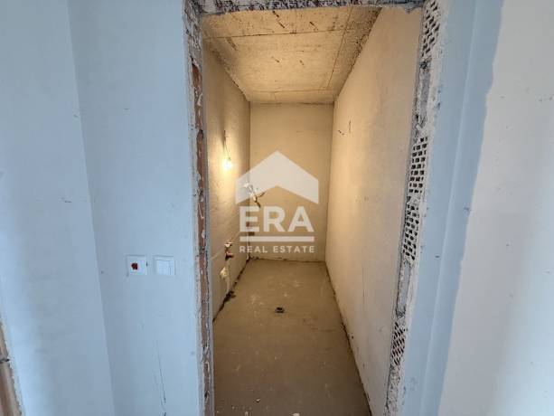 ЕРА Вива продава тристаен апартамент в нова сграда в кв. Погреби, гр. Варна