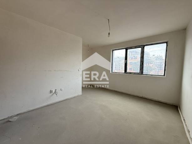 ЕРА Вива продава тристаен апартамент в нова сграда в кв. Погреби, гр. Варна