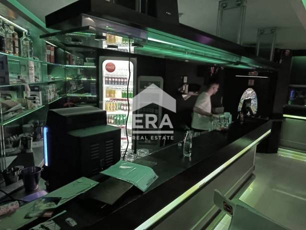 Бизнес имот за продажба в кв. Студентски град, София