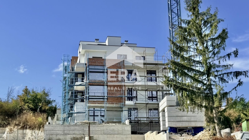 ЕРА Вива продава двустаен апартамент в новострояща се сграда с Акт 14 в кв. Изгрев, на 200 м от бул. "Христо Смирненски", гр