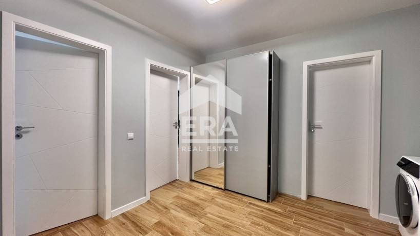 Тристаен апартамент за продажба в кв. Бриз, Варна