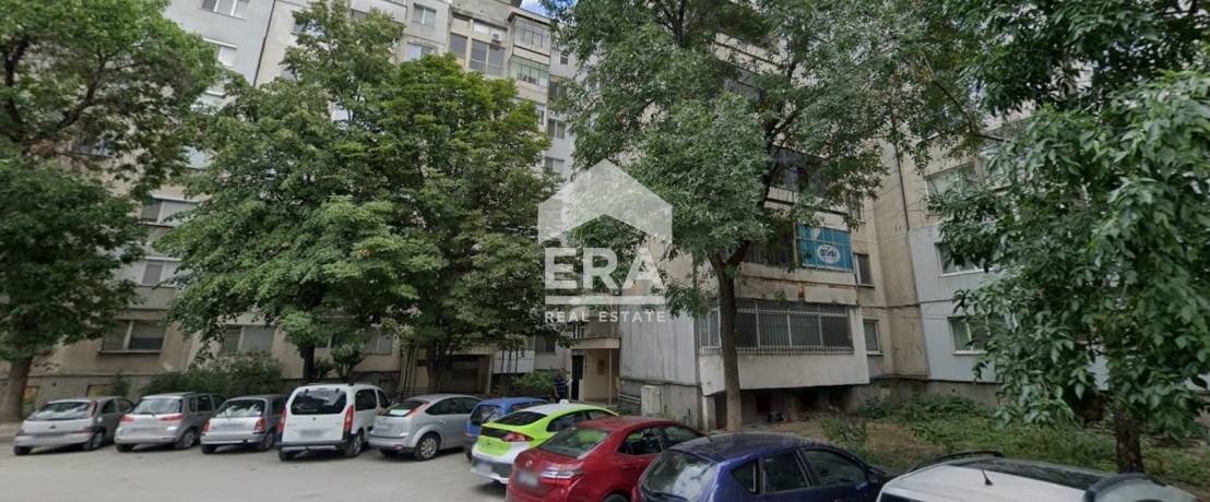 Двустаен апартамент за продажба в кв. Изгрев, Пловдив