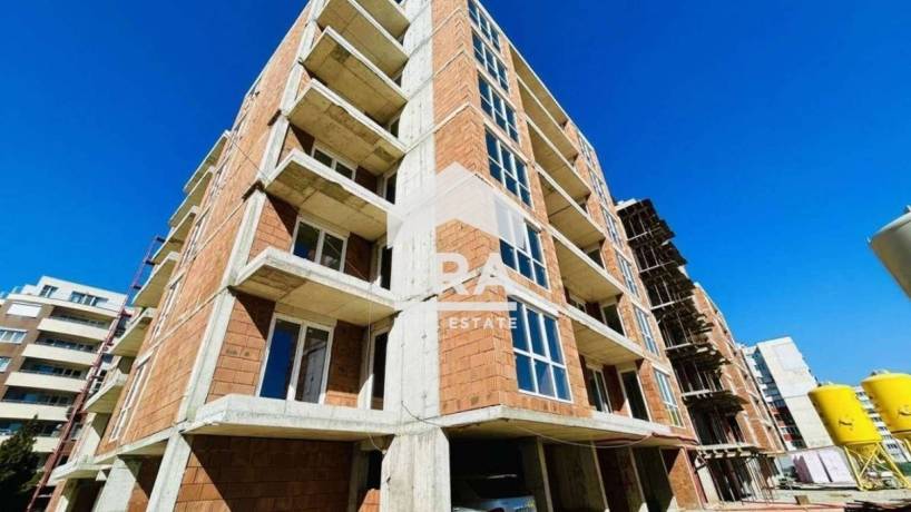 Тристаен апартамент за продажба в кв. Левски Г, София