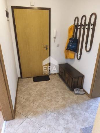 Под наем тристаен апартамент в район Централен в гр. Пловдив