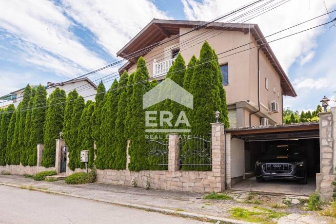 Къща за продажба в кв. Галата, Варна