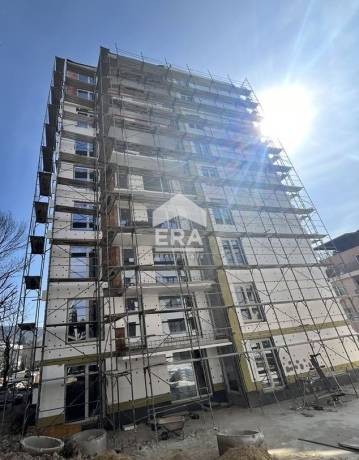 Тристаен апартамент за продажба в гр. Варна, област Варна