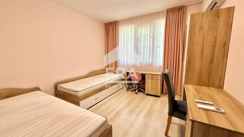 Тристаен апартамент за продажба в гр. Варна, област Варна