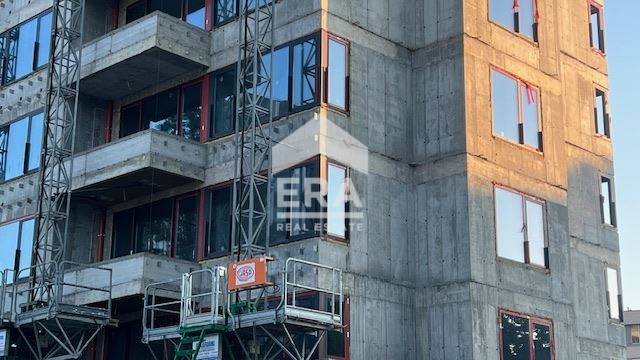 Двустаен апартамент за продажба в к.к. Чайка, Варна