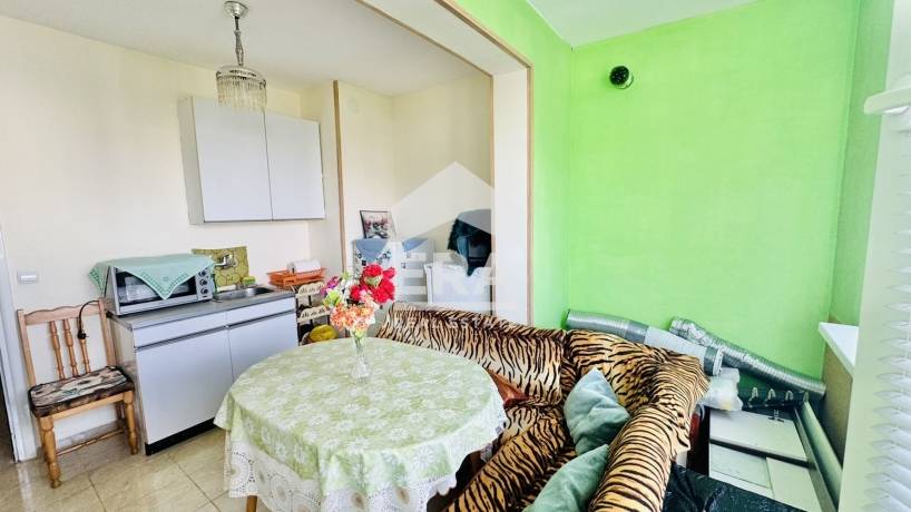 Двустаен апартамент за продажба в кв. Възраждане 1, Варна