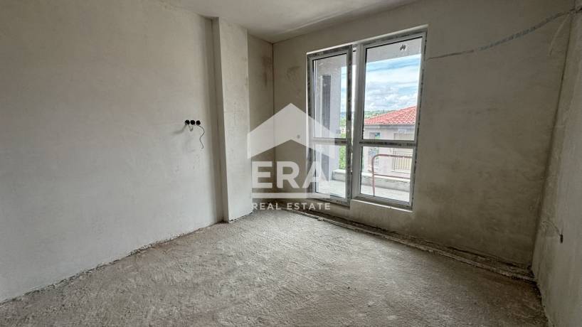 ЕРА Вива продава двустаен апартамент с панорамна гледка в м-ст Пчелина, гр. Варна
