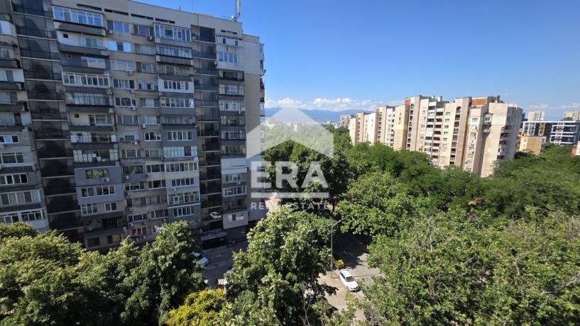 Двустаен апартамент за продажба в кв. Младежки хълм, Пловдив
