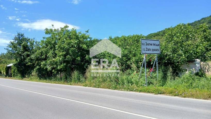 ЕРА Вива продава урегулиран поземлен имот в к.к. Златни пясъци, гр. Варна