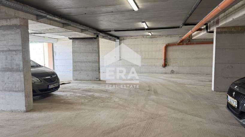 Гараж/паркомясто за продажба в м-т Пчелина, Варна