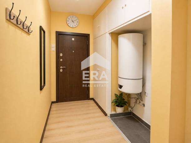 Тристаен апартамент за продажба в кв. Сухата река, София