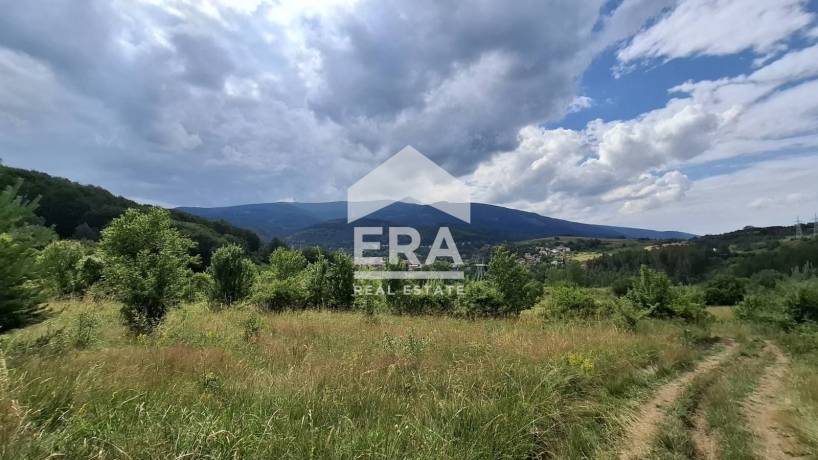 Ера Вива представя ПИ, със спираща дъха гледка в с. Железница.