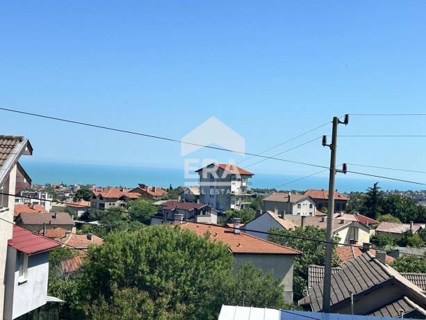 ЕРА Вива продава двустаен апартамент в сграда пред Акт 15 в кв. Виница, гр. Варна