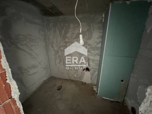 ЕРА Вива продава тристаен мезонет пред АКТ16, в нова сграда в кв. Бъкстон, гр. София.