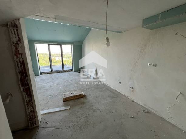 ЕРА Вива продава тристаен мезонет пред АКТ16, в нова сграда в кв. Бъкстон, гр. София.