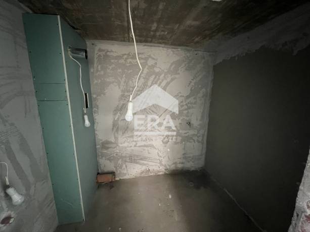 ЕРА Вива продава тристаен мезонет пред АКТ16, в нова сграда в кв. Бъкстон, гр. София.