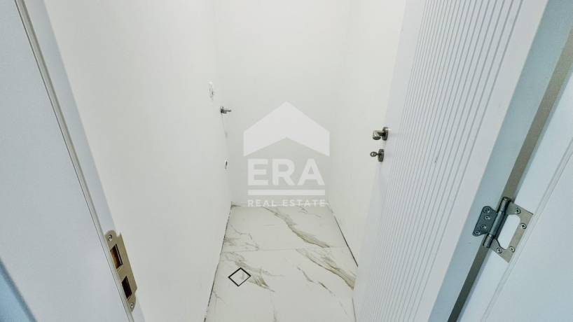 ЕКСКЛУЗИВНО! ЕРА Вива продава двустаен апартамент в модерен комплекс в кк Св.св. Константин и Елена, гр. Варна