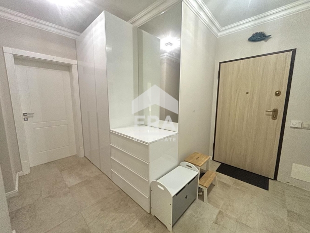 Тристаен апартамент за продажба в кв. Бриз, Варна