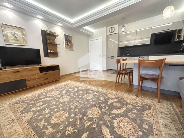Тристаен апартамент за продажба в кв. Бриз, Варна