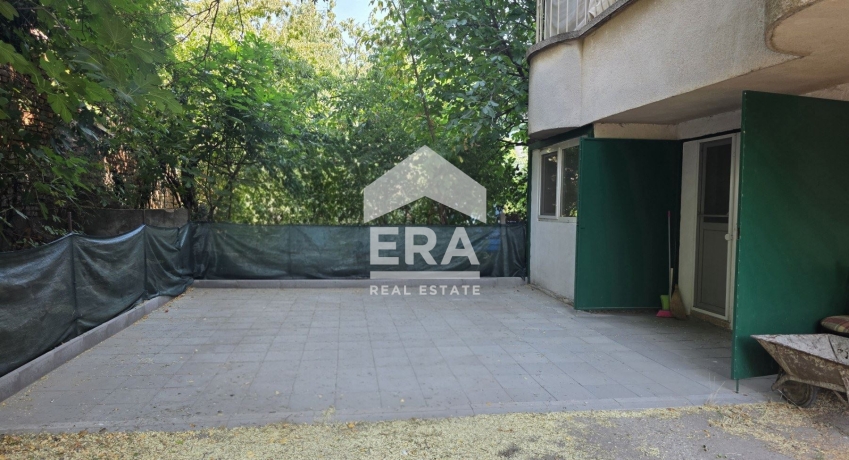 Многостаен апартамент за продажба в кв. Кючук Париж, Пловдив