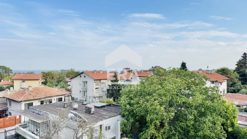 Тристаен апартамент за продажба в кв. Виница, Варна