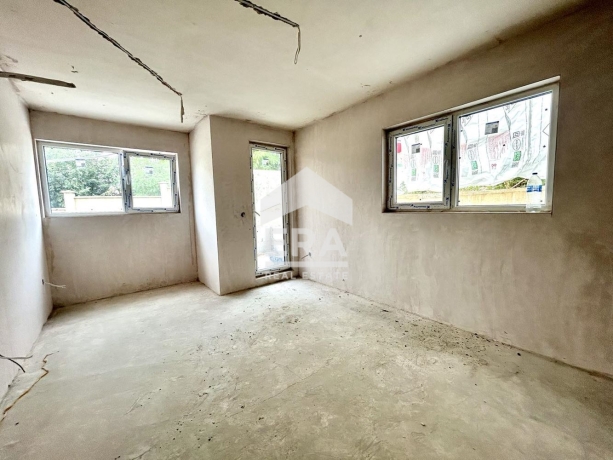 Двустаен апартамент за продажба в кв. Възраждане 2, Варна