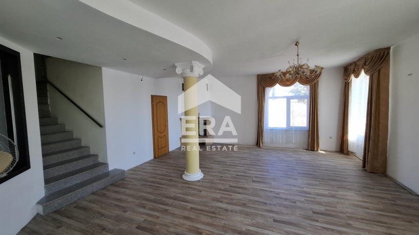 Къща за продажба в м-т Боровец – Север, Варна