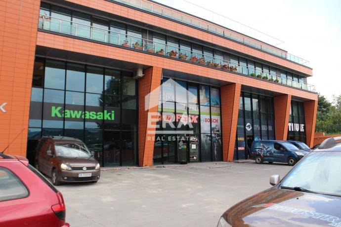 Бизнес имот за продажба в кв. Изгрев, Варна